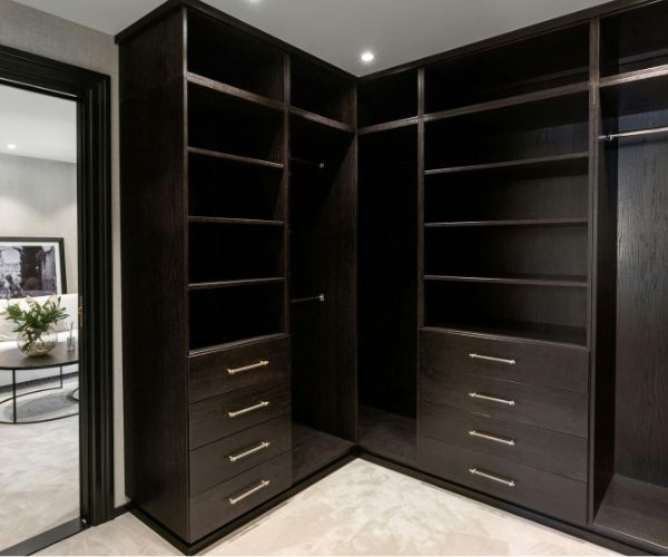 Wardrobe (4)